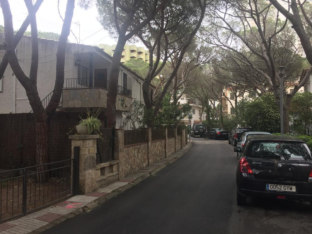 Apartamentos Piscis Platja d'Aro Luaran gambar
